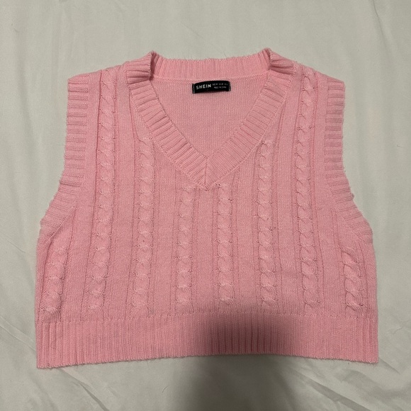 Women’s SHEIN sweater vest - Picture 1 of 3